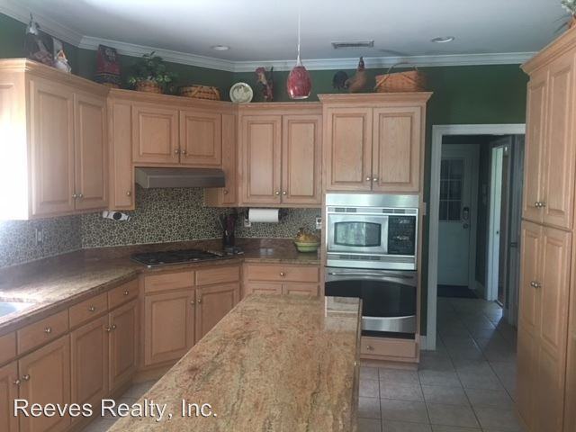 6812 Stonebrook Dr N - Photo 2 of 39