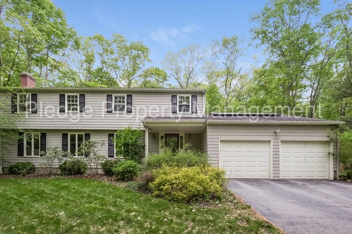 61 Beech Mountain Rd - Photo 2 of 32