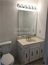 408 W 4th St - Photo 2 of 6