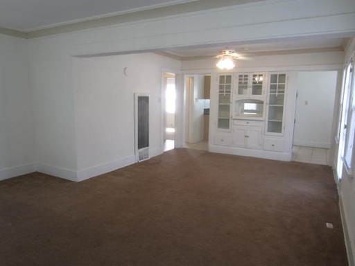 7301 Comstock Ave - Photo 3 of 9