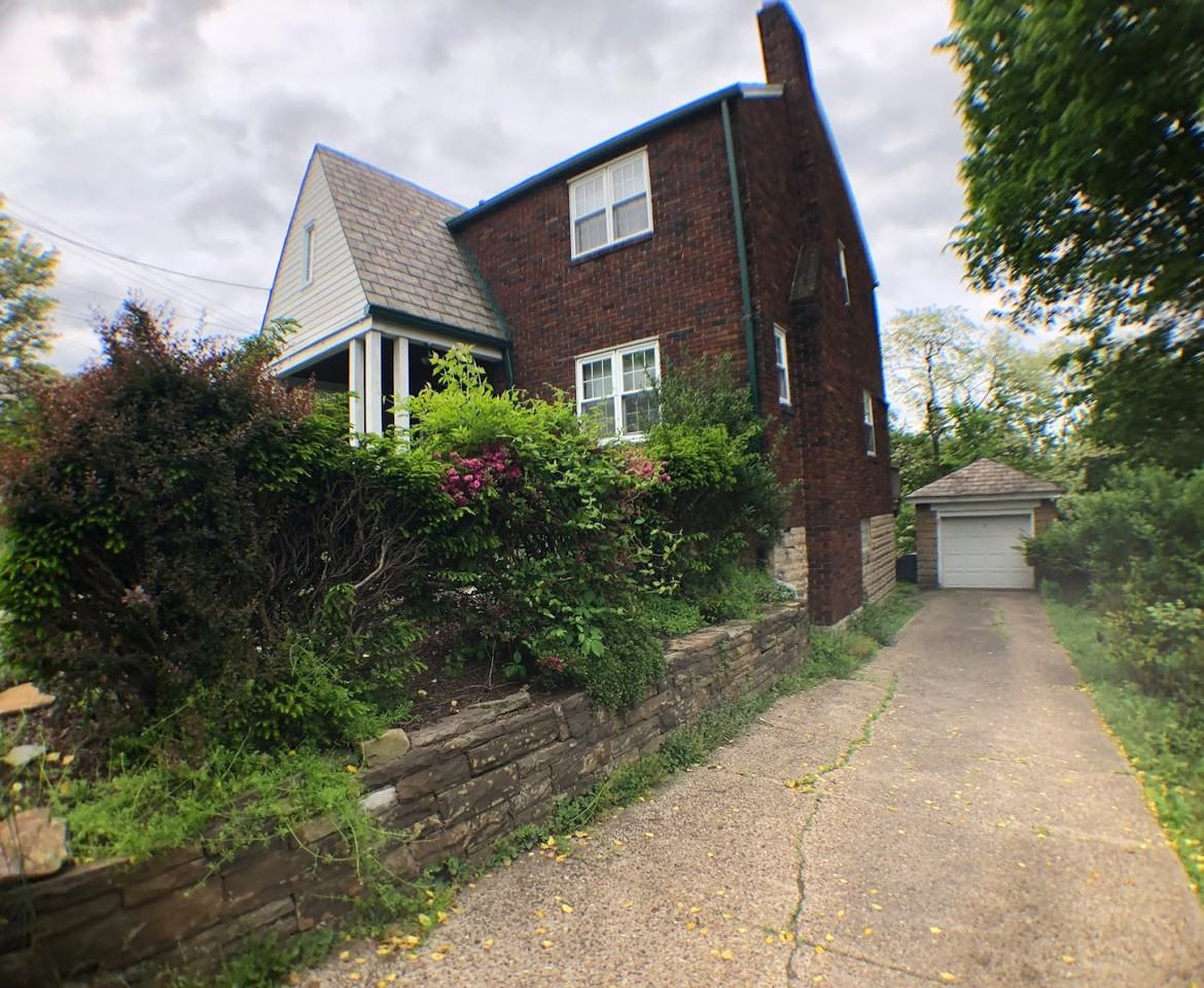 1714 Durbin St - Photo 2 of 13