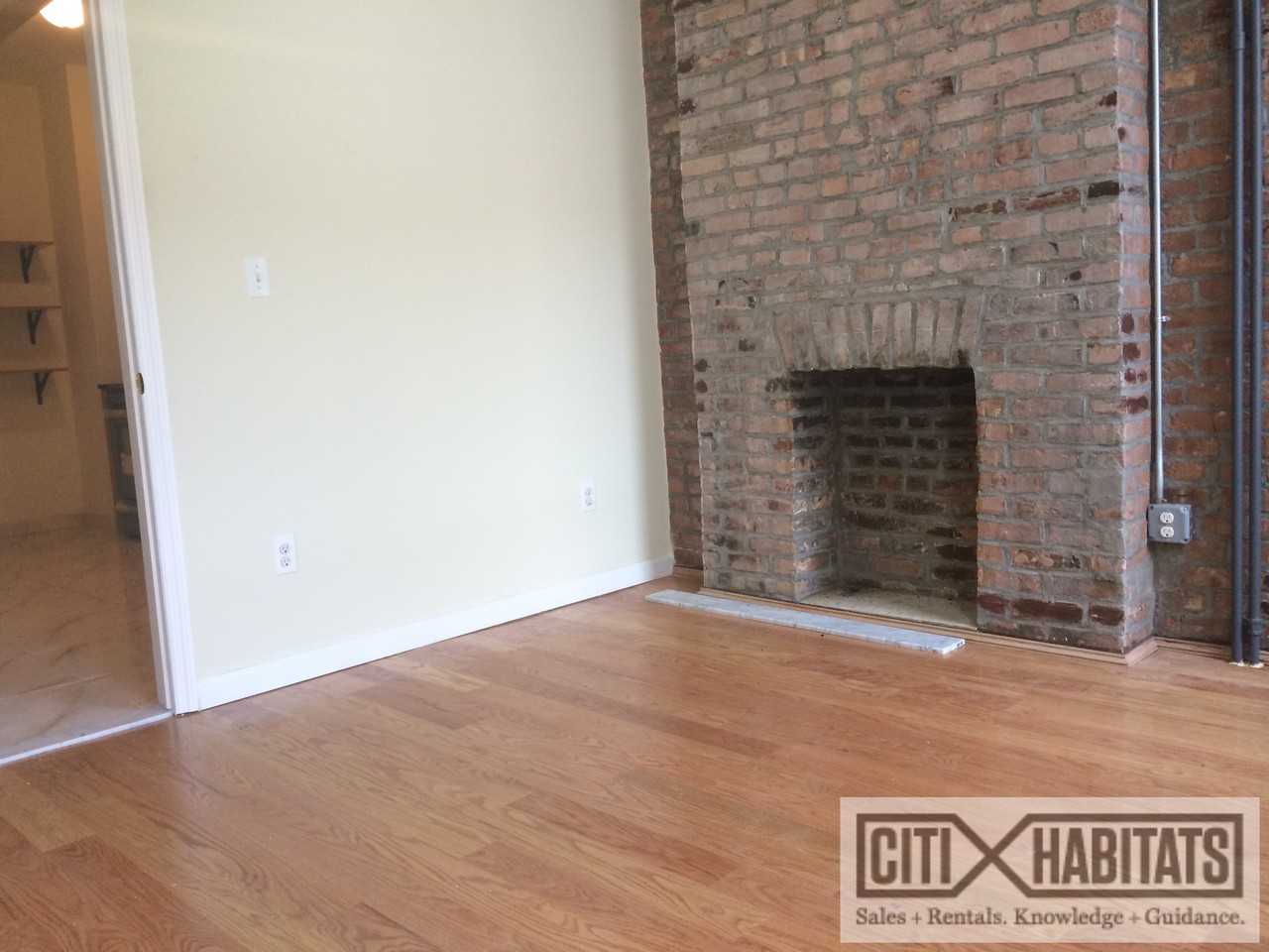 2028 2nd Ave 3N - Photo 2 of 6