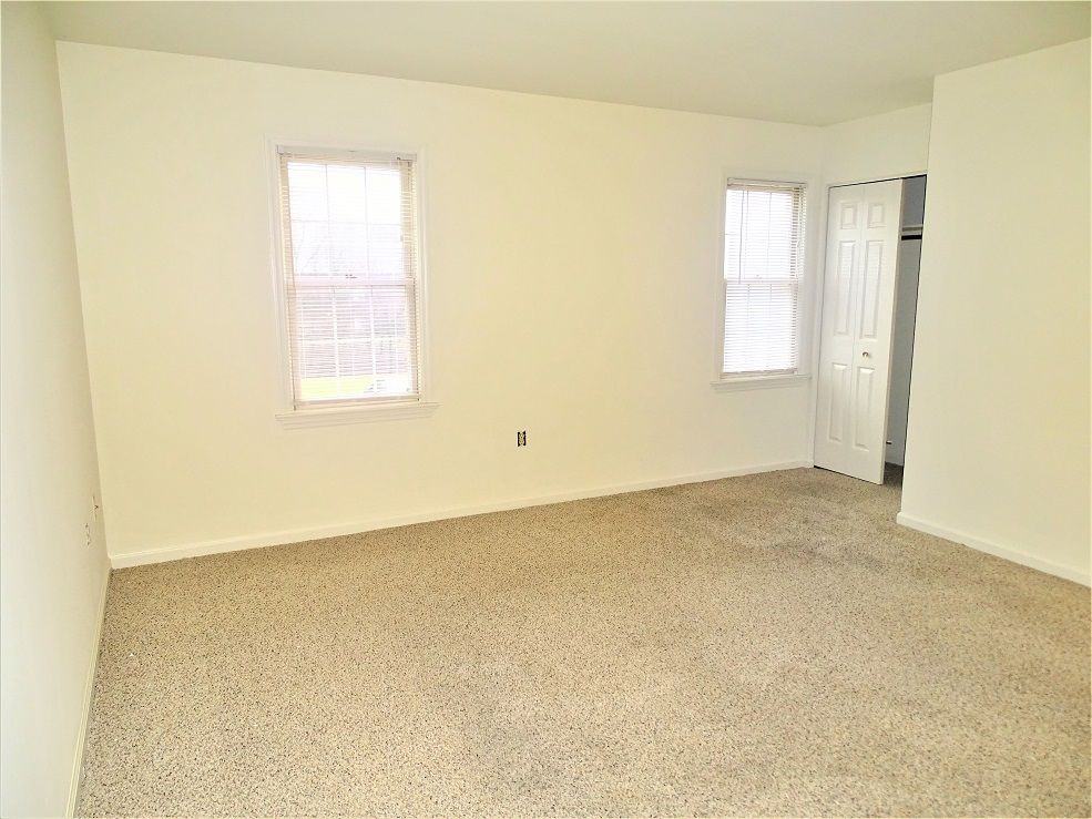 205 Miller Rd #d - Photo 2 of 9
