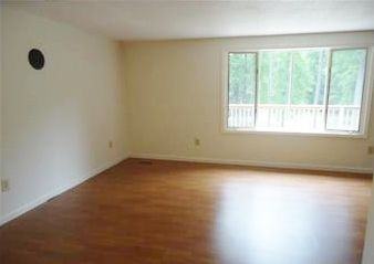 924 Swan Ln - Photo 3 of 39