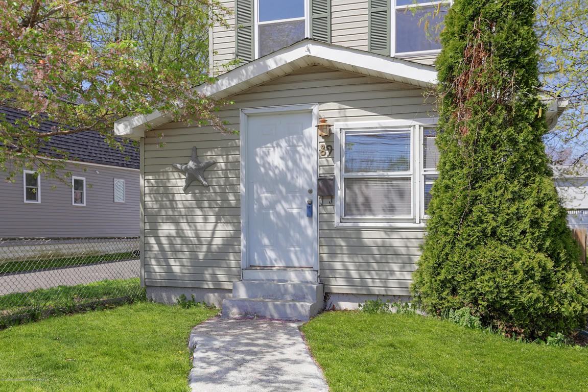 89 Ocean Ave - Photo 2 of 18