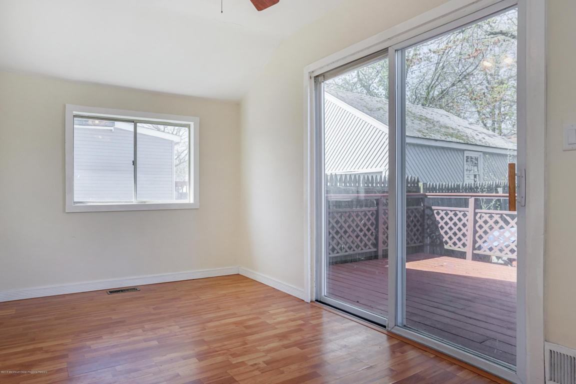 89 Ocean Ave - Photo 3 of 18