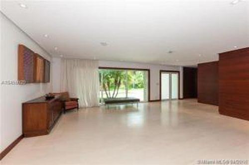 2319 Desota Dr - Photo 2 of 8