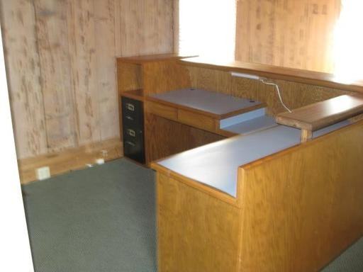 1903 Park Marina Dr - Photo 3 of 8