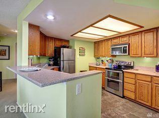 5000 California Ave SW #406 - Photo 3 of 7