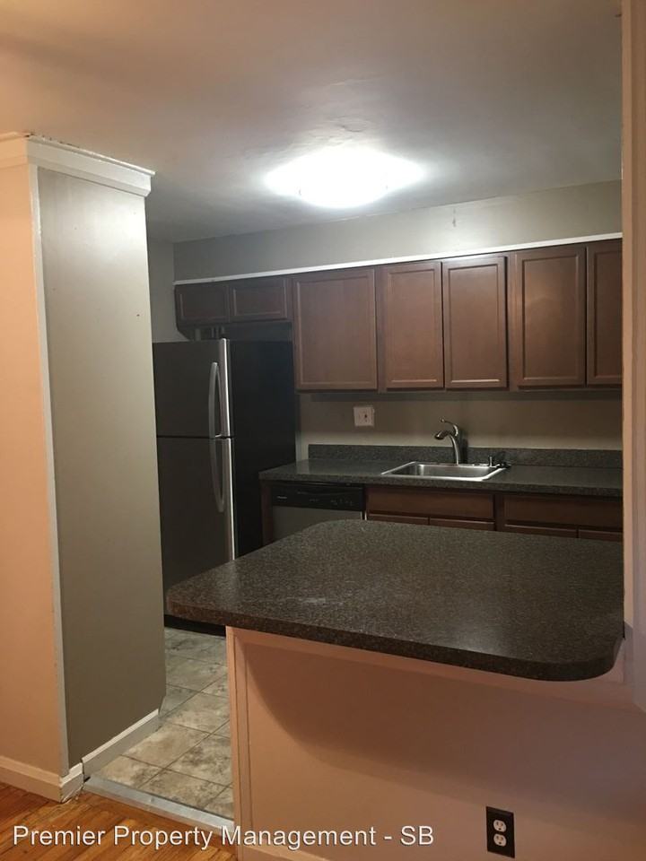 4171 Crest Heights Rd - Photo 3 of 6