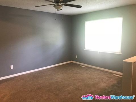 1501 S Pope Ave - Photo 2 of 13