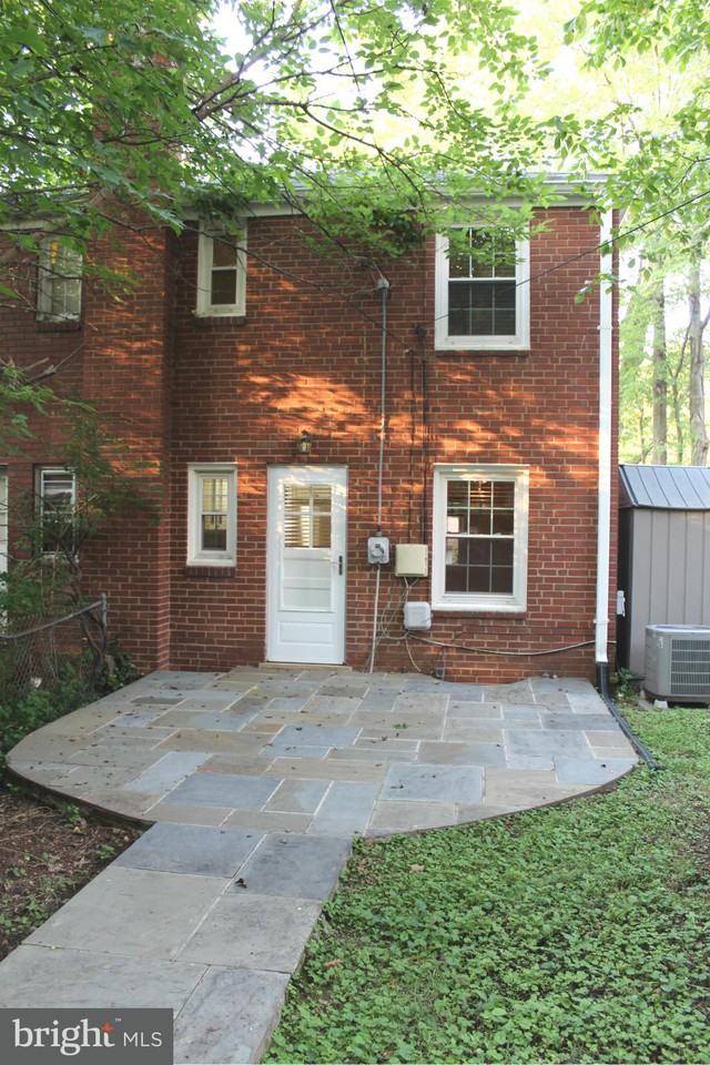 5814 Washington Blvd - Photo 3 of 30