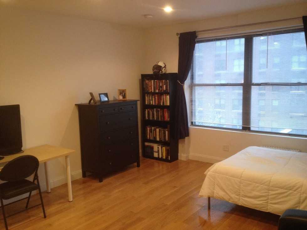 237 West 14th Street - Photo 2 of 22