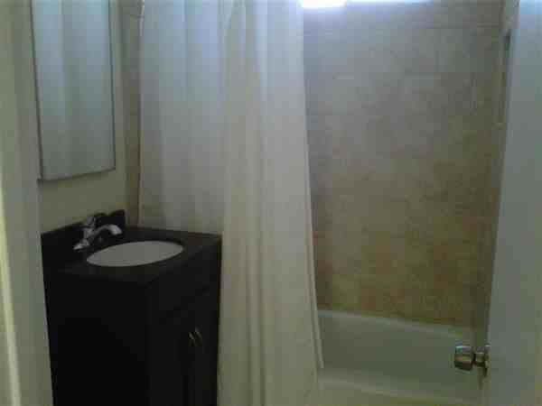 1412 Pearl St. - Photo 2 of 6