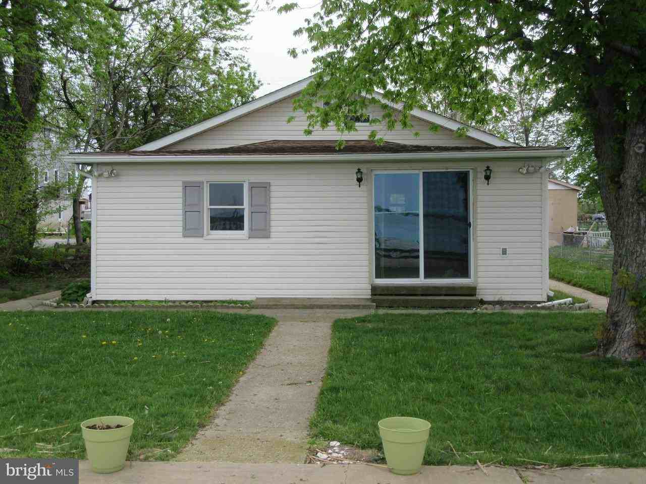 9028 Hinton Ave - Photo 3 of 26