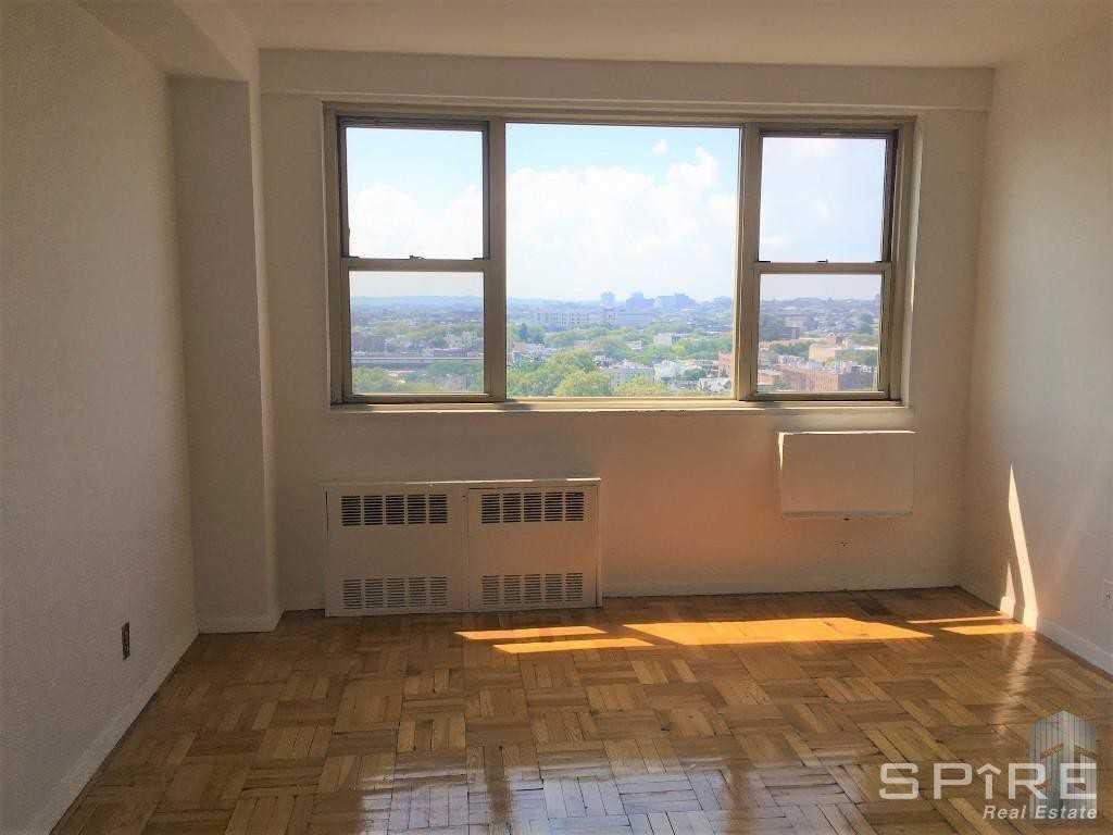 455 Ocean Parkway Service Rd