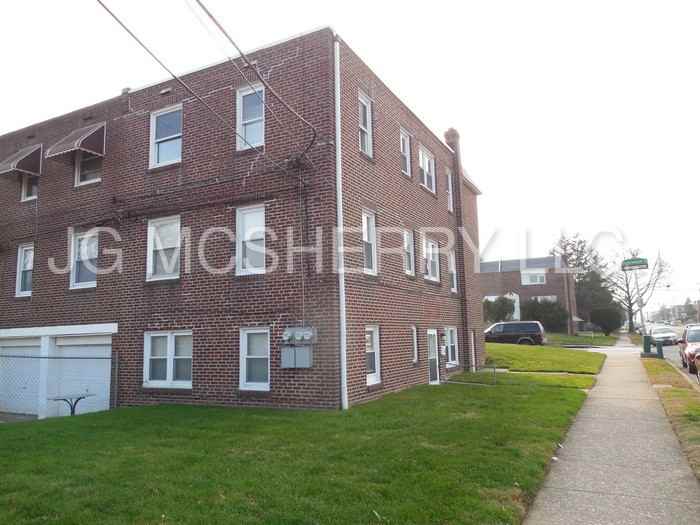 1201 Englewood St - Photo 3 of 19