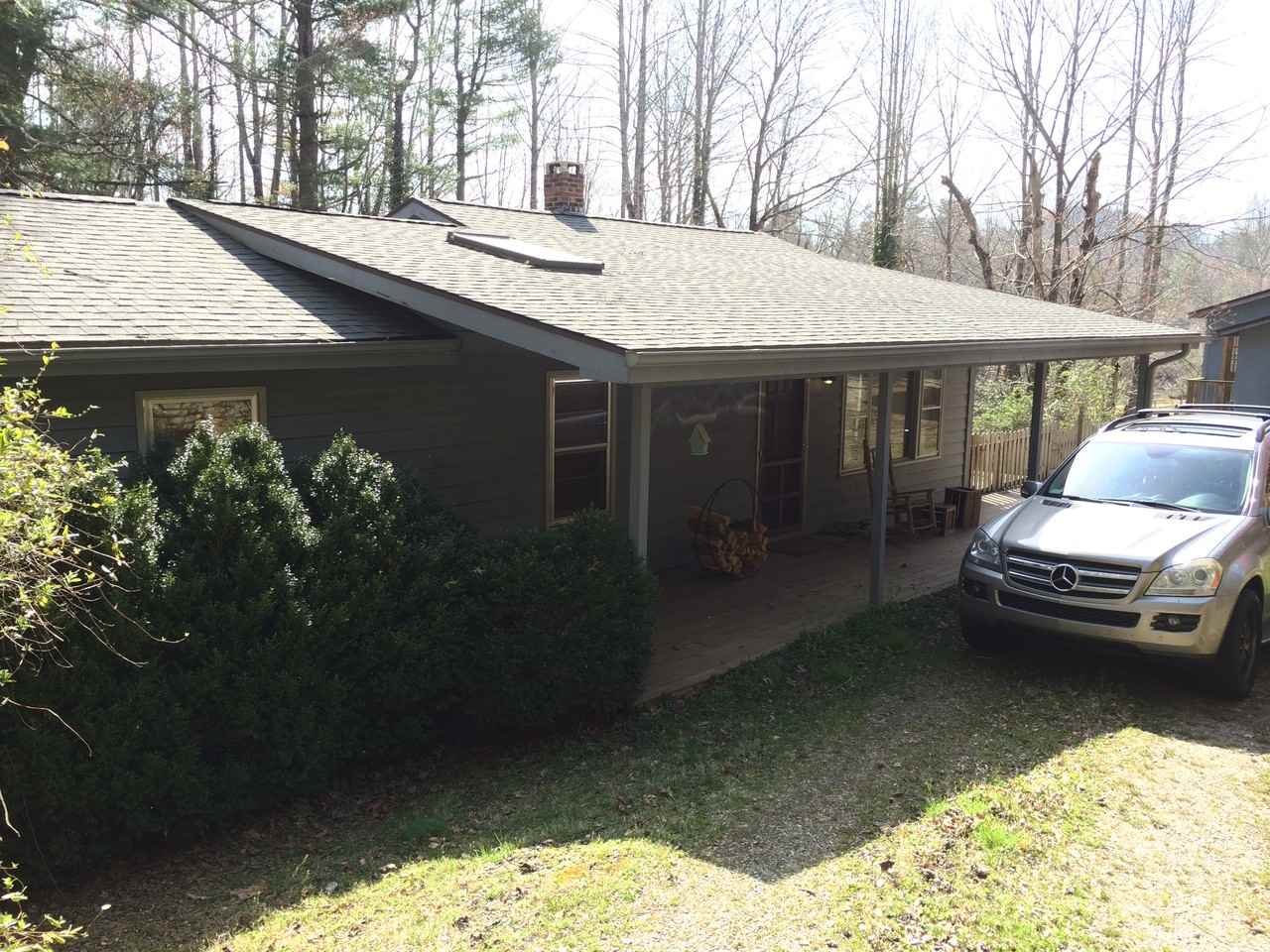 121 State Rd 1103 - Photo 2 of 18