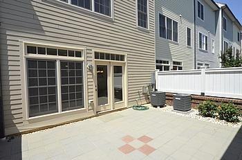 11393 Liberty St - Photo 2 of 28