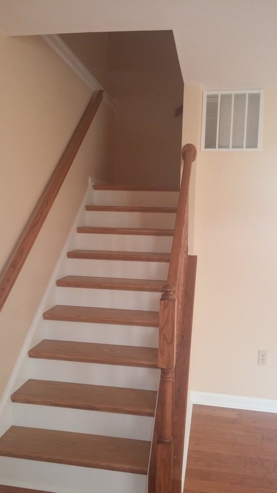 216 Jasmine Ln - Photo 2 of 22