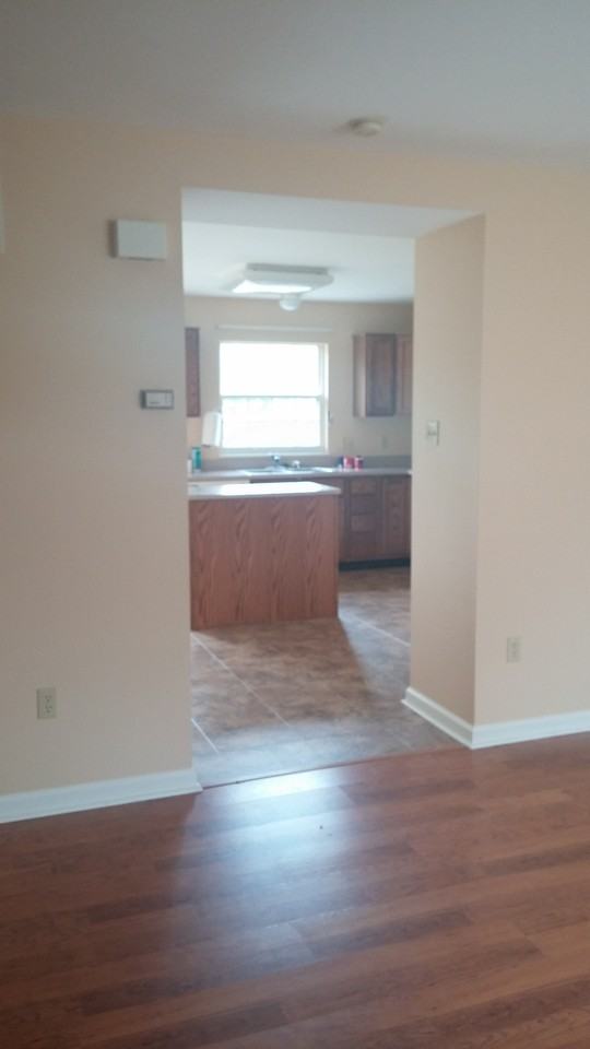 216 Jasmine Ln - Photo 3 of 22