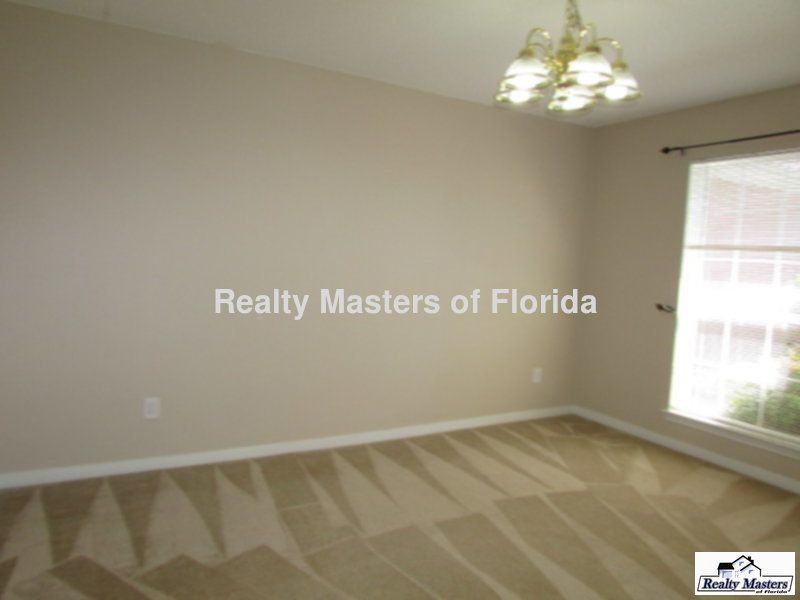 1193 Freeboard Blvd - Photo 2 of 22