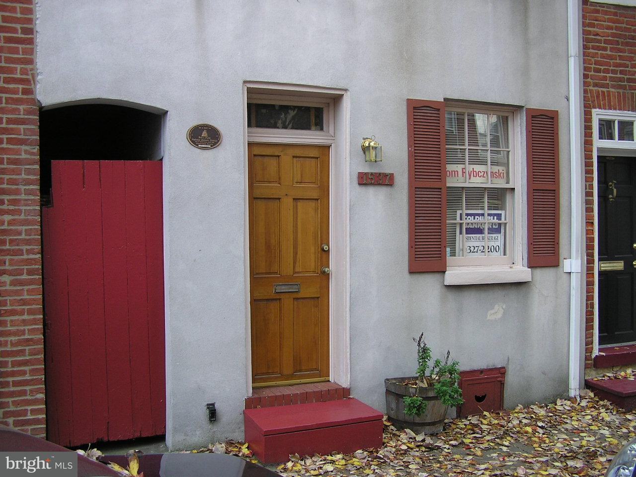 1537 Lancaster St - Photo 2 of 19