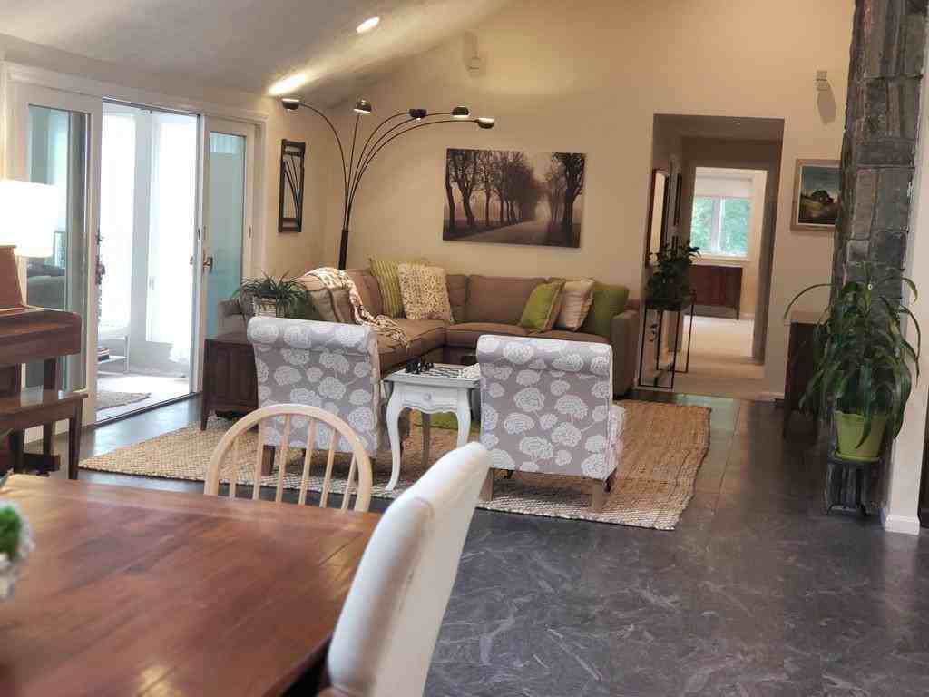 24 Chatham Way - Photo 3 of 16