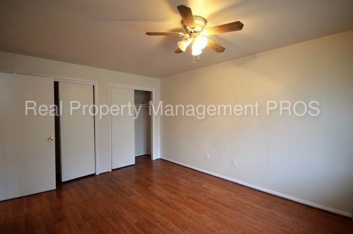 1529 S George Mason Dr #2 - Photo 2 of 8