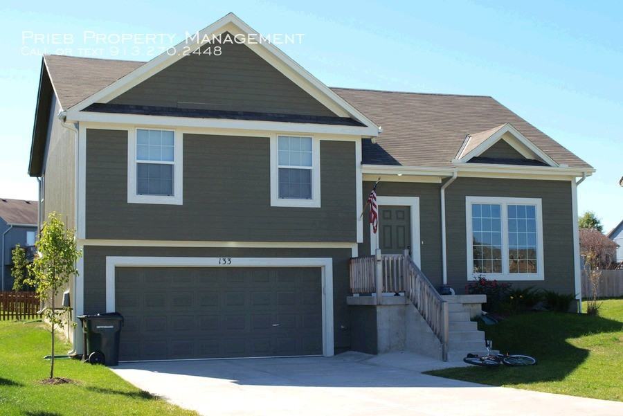 210 W Fountain Cir - Photo 2 of 11