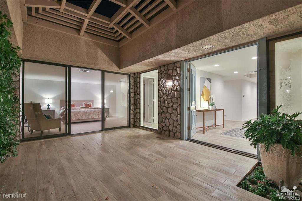 12 Sussex Ct - Photo 2 of 30