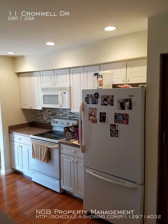 11 Cromwell Dr #1 - Photo 2 of 14
