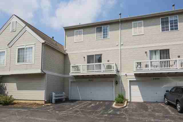 3367 Ravinia Cir - Photo 2 of 3