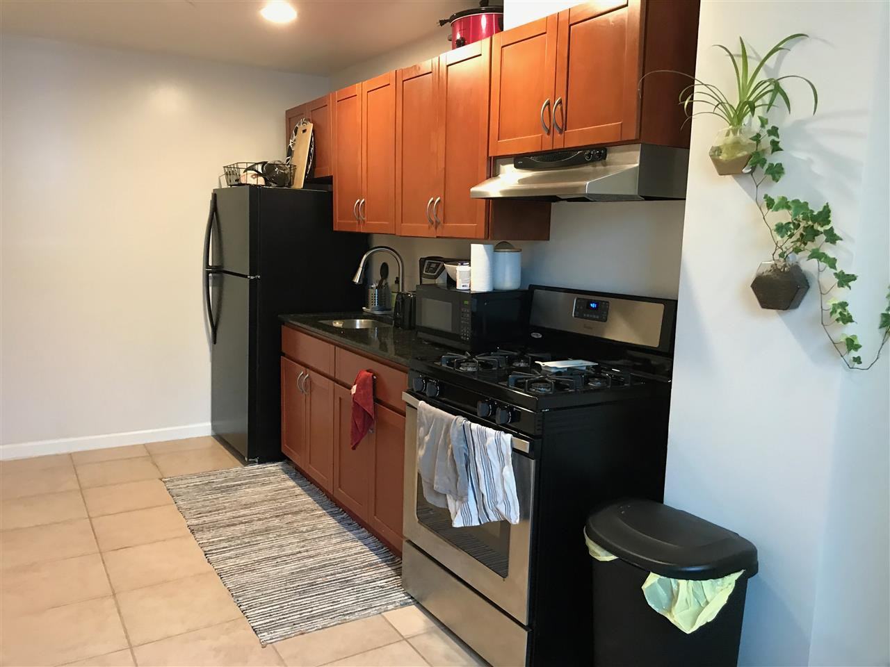 365 Claremont Ave #1 - Photo 3 of 4