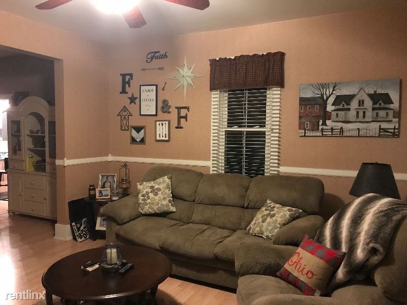 629 Grove Ave - Photo 3 of 9