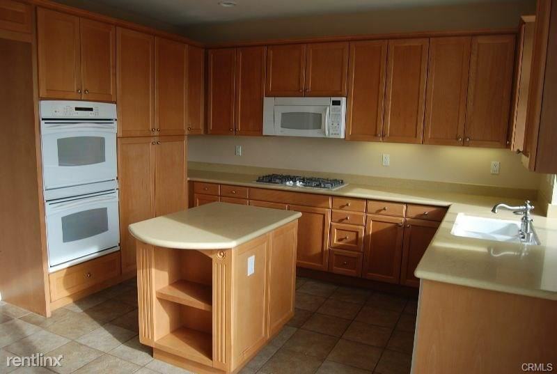 27715 Country Lane Rd - Photo 2 of 24