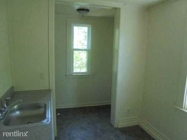 2 Reynolds St #302 - Photo 3 of 13