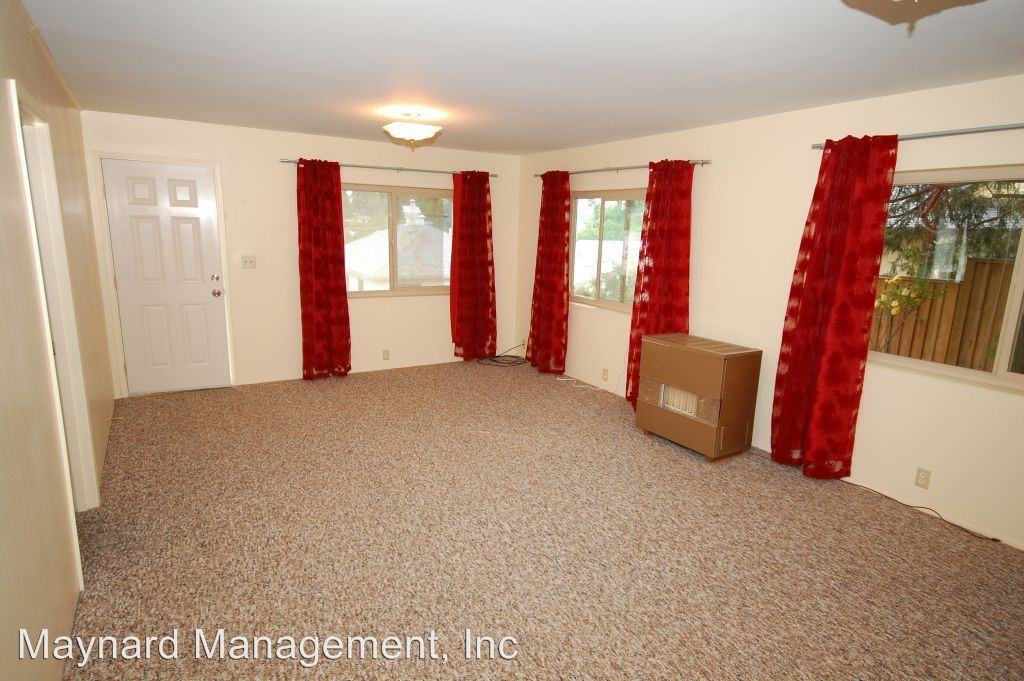 307 Hill St - Photo 2 of 6