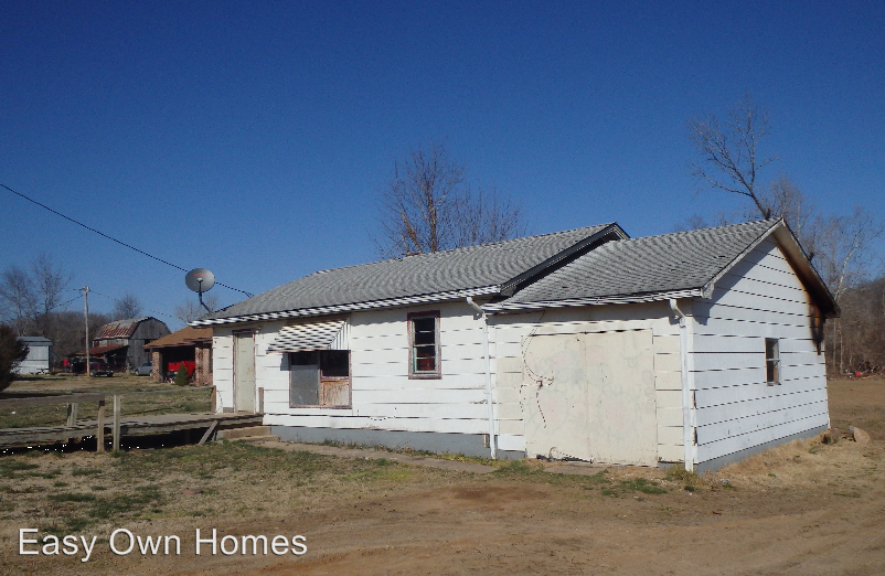 222 3rd St - Photo 2 of 7