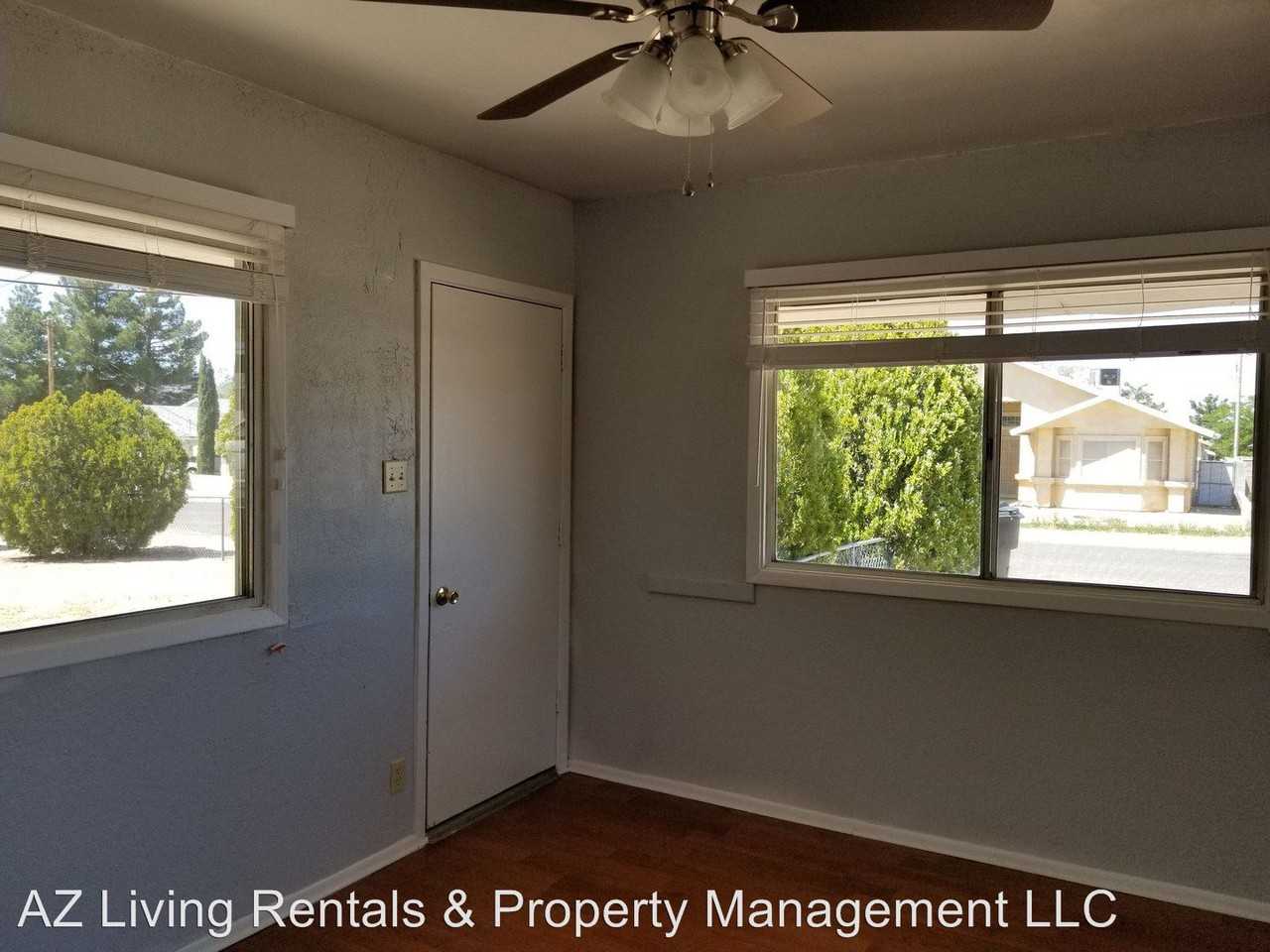 2122 Robinson Avenue - Photo 3 of 8