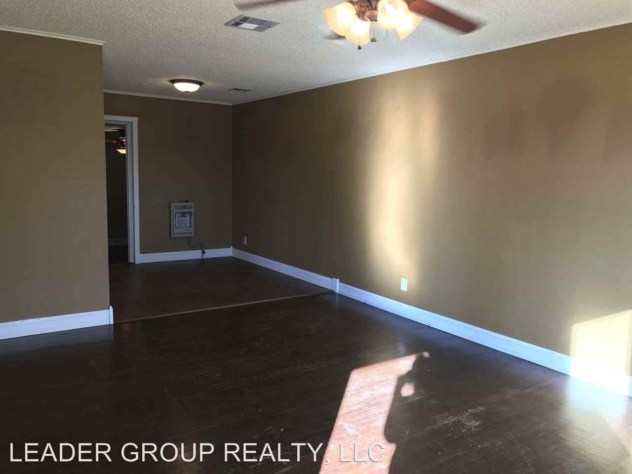 1711 S 9th St - Photo 3 of 11