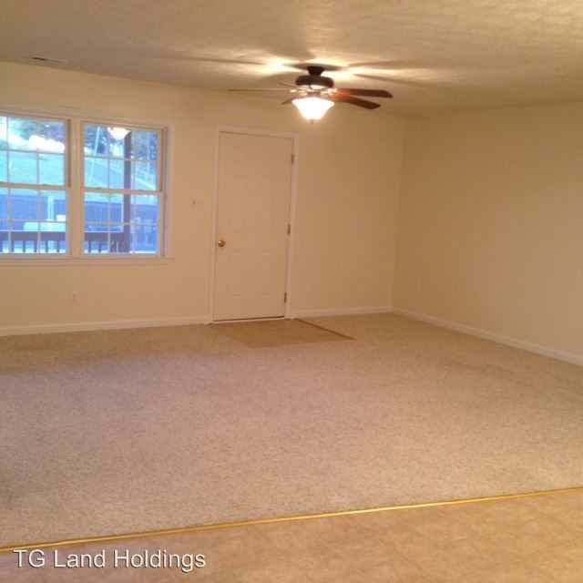 501 Morrison Dr - Photo 3 of 5