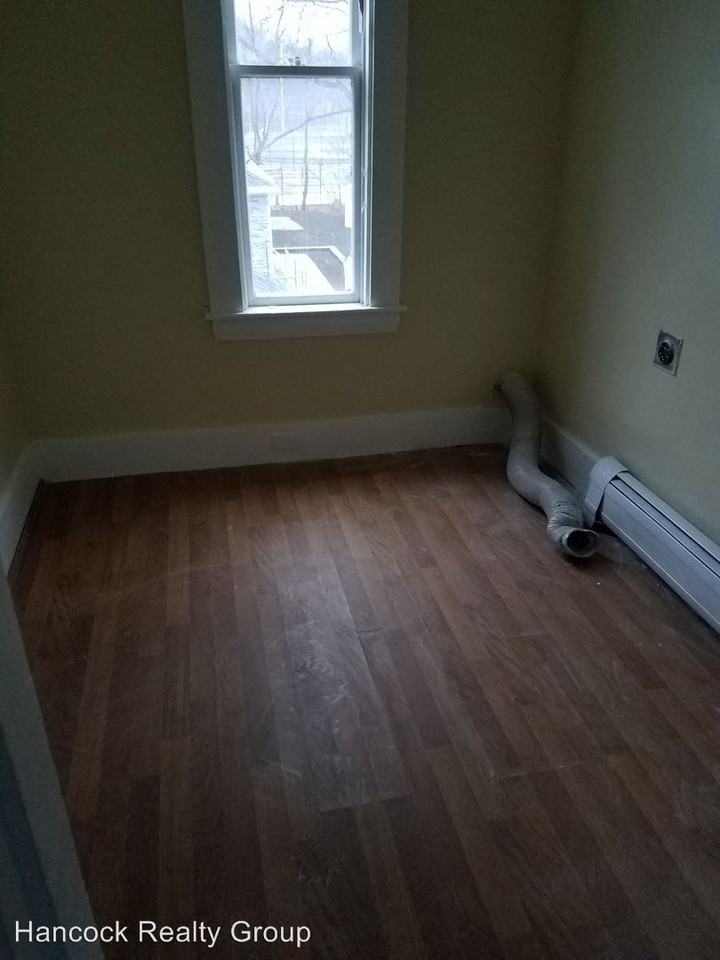 211 South Street - Photo 2 of 9