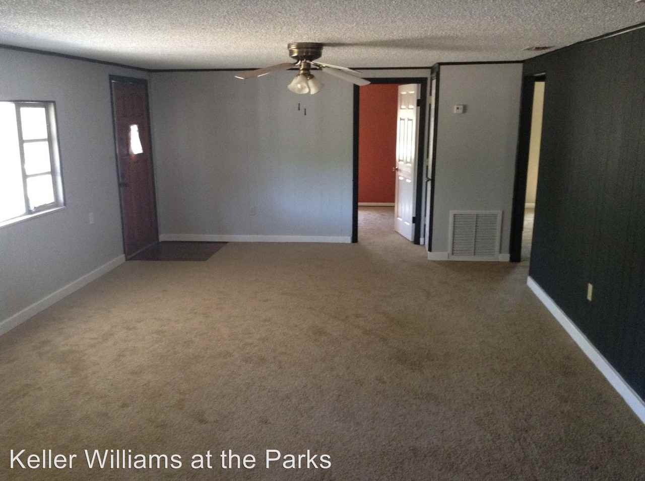 1802 Carrington Dr - Photo 3 of 16