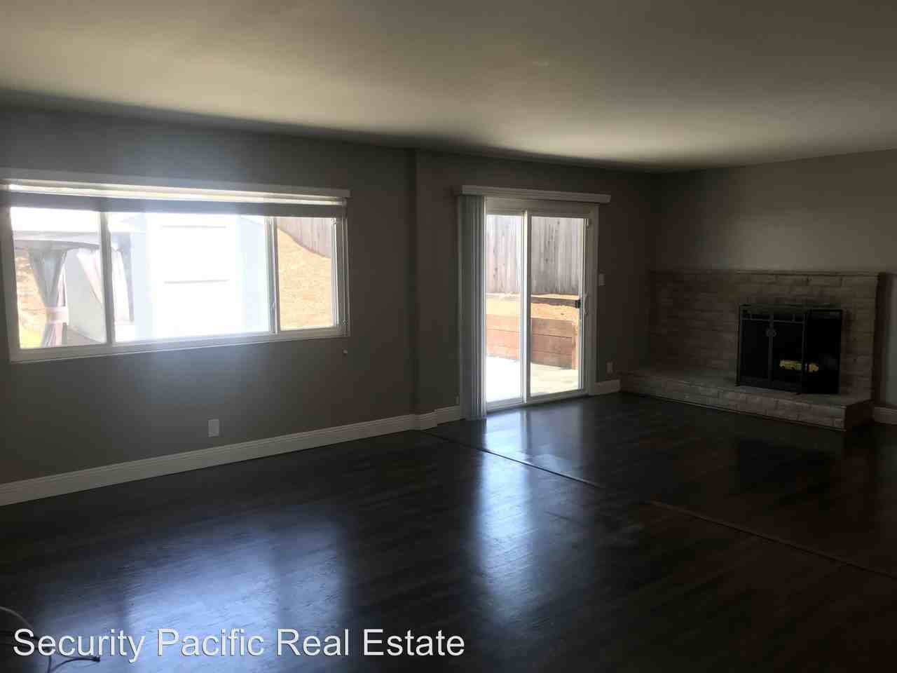 2648 Shamrock Dr - Photo 2 of 20