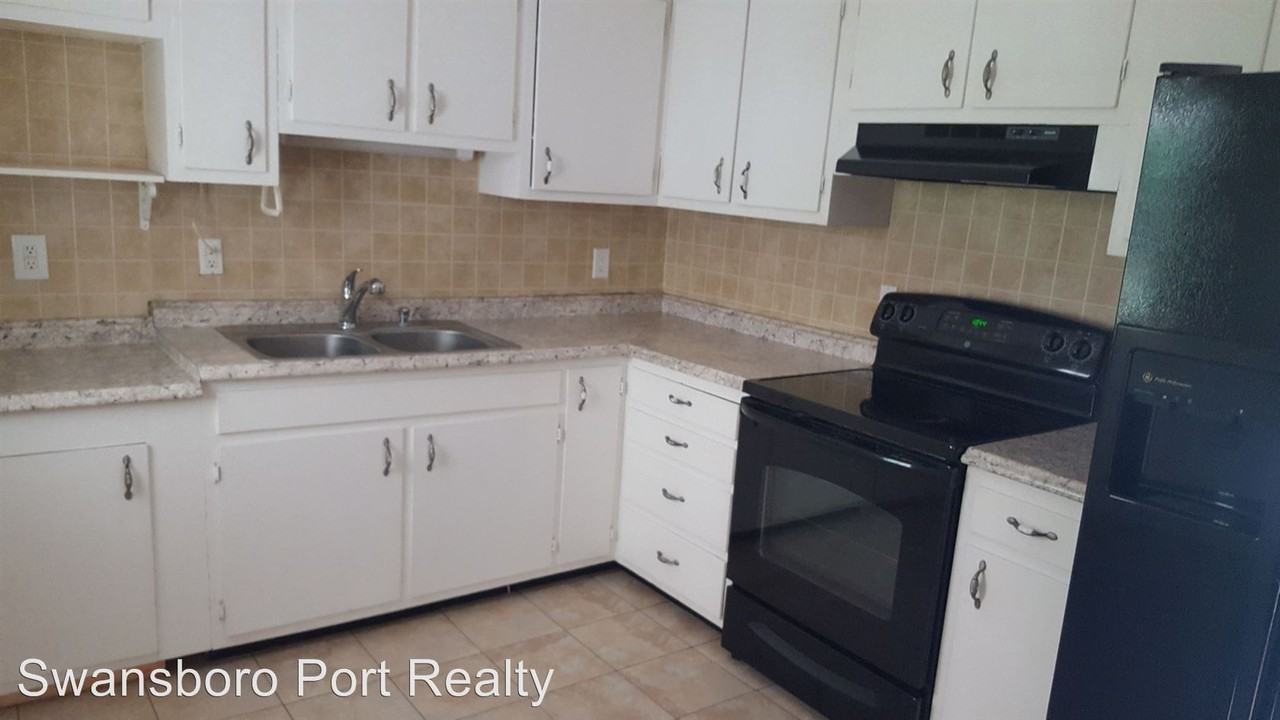 205 Yaupon Dr - Photo 2 of 10