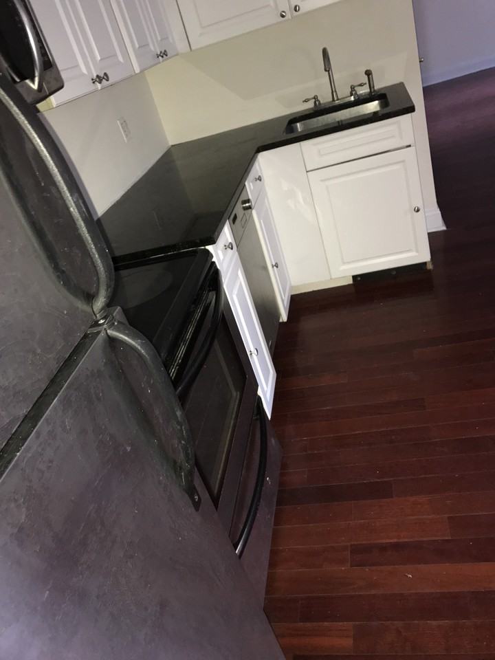 W 170th St & Fort Washington Ave #4e