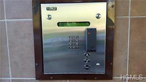 5 Oakdale Manor - Photo 2 of 6