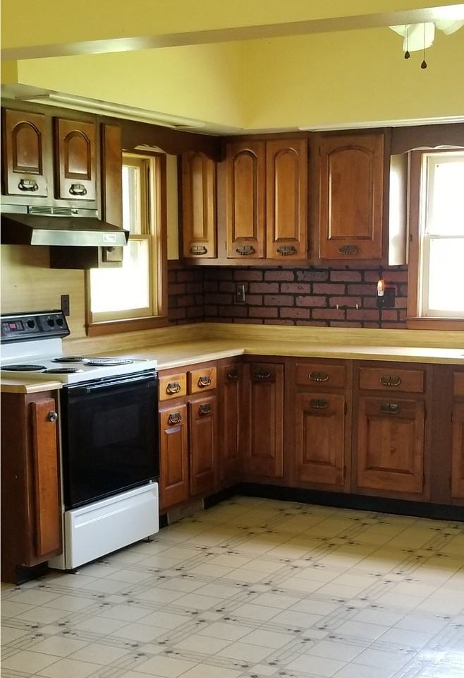 7266 New Madison-Coletown Rd - Photo 3 of 10