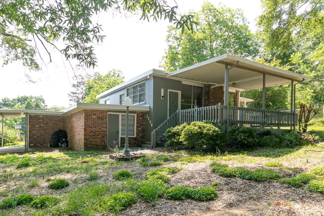 3290 Pike Ave - Photo 3 of 30